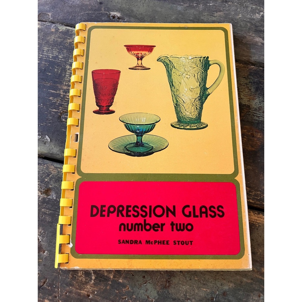 Depression Glass Number‎ Two Sandra McPhee Stout 1971 Collector Book Vintage